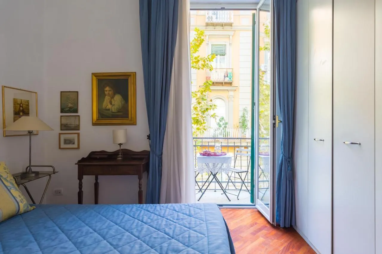 Appartamento Casa Fiorita Napoli