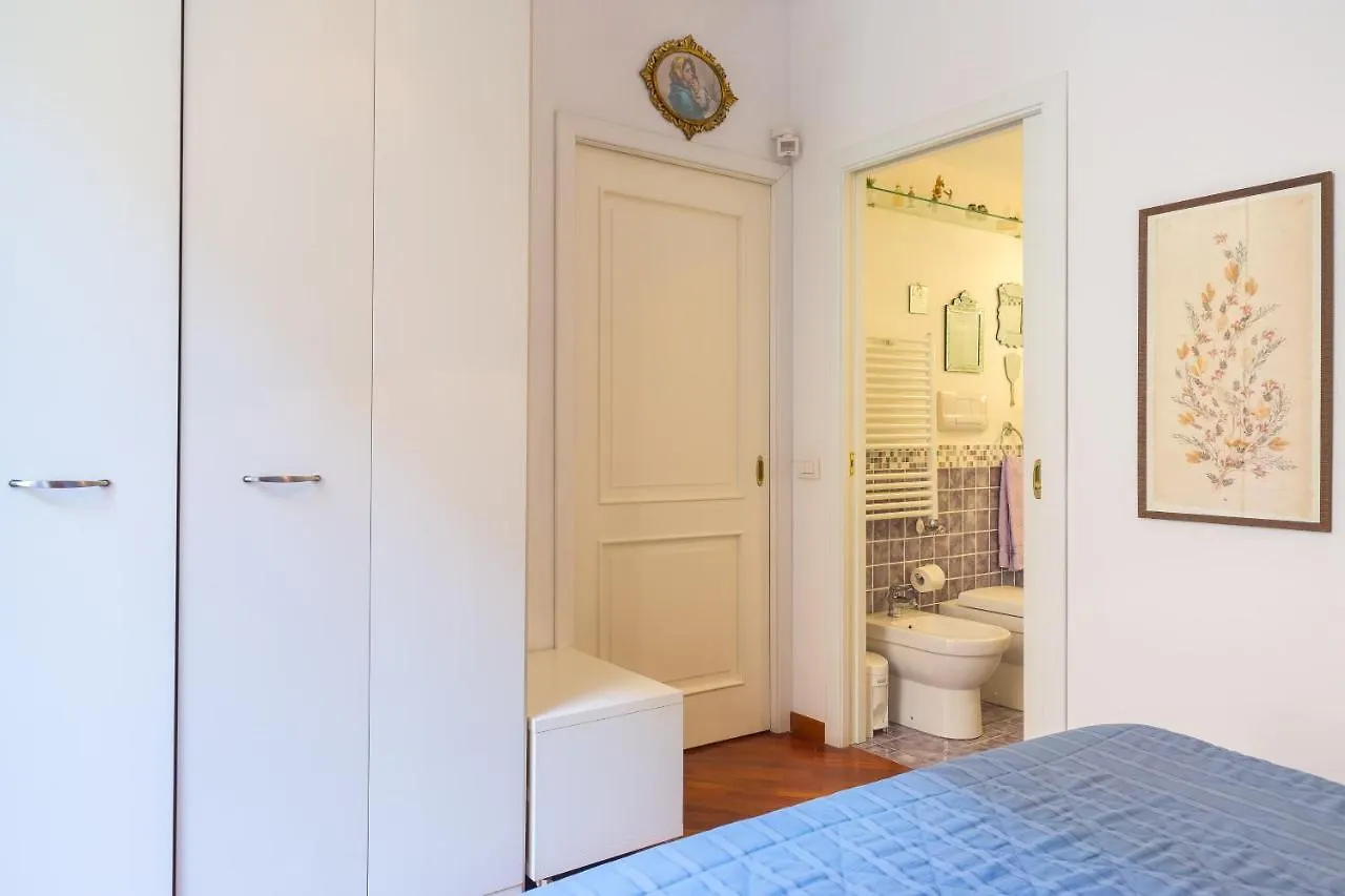 Casa Fiorita Apartment Naples Italy