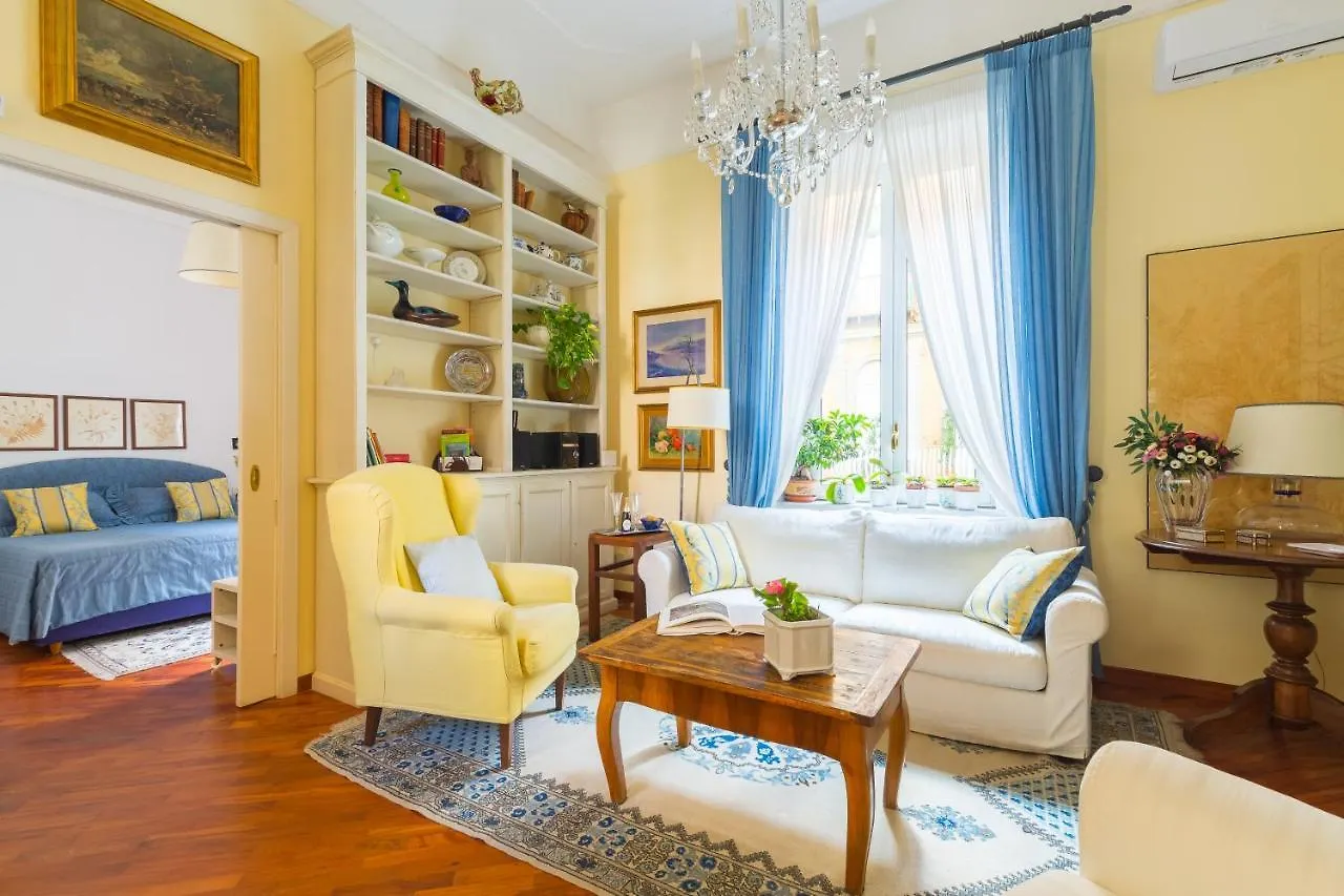 Casa Fiorita Apartment Naples