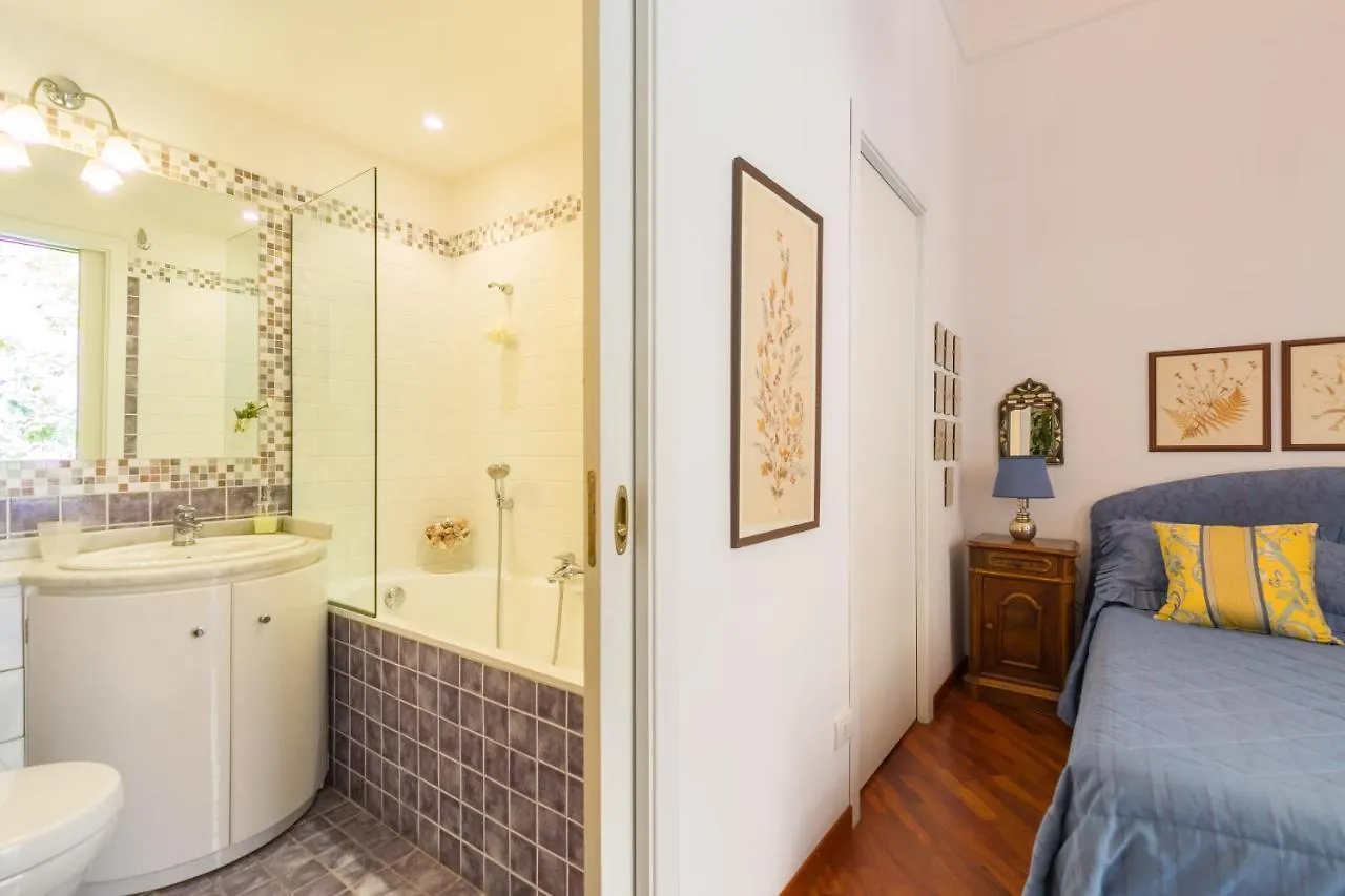 Casa Fiorita Apartment Naples